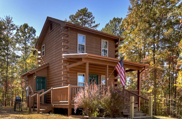 The perfect honeymoon retreat! Rustic & cozy, plus close to town!