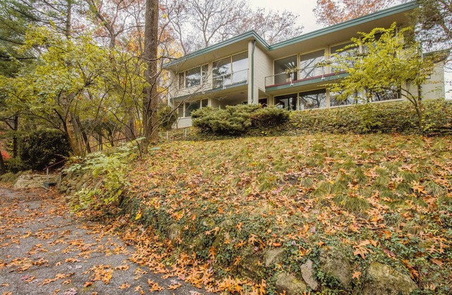 The perfect wooded retreat for artists, writers, readers, and beach lovers.
