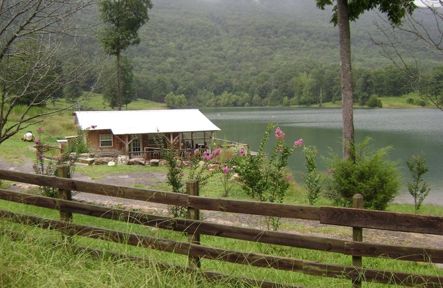 THE PIER CABIN FISHERMAN'S PARADISE" 334 Luke Ln., Rising Fawn GA