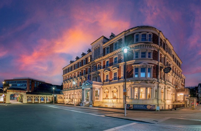 The Queen at Chester Hotel, BW Premier Collection