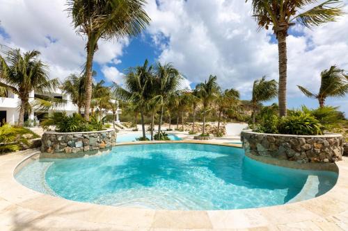 The Reef - Blue Bay Golf & Beach Resort