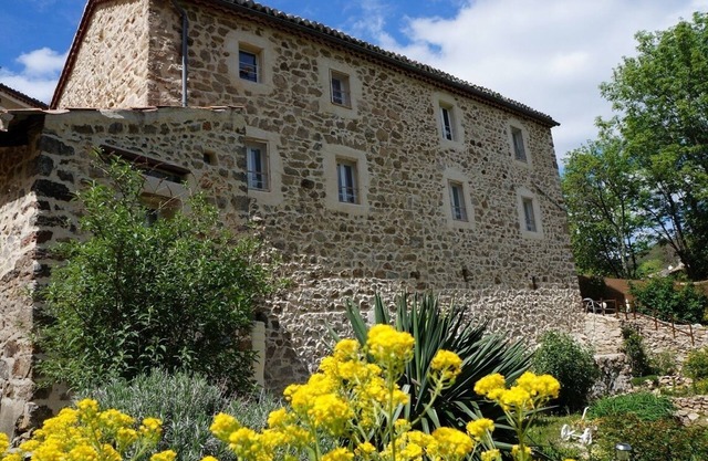 The refuge of the fairies: * cottage in the heart of the Monts d'Ardèche- Near river