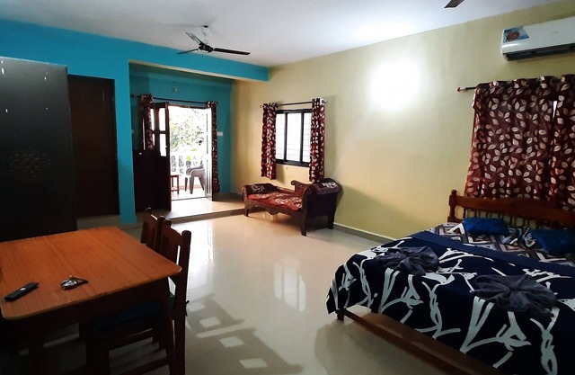 The Relic (Serviced Apartment with private balcony and kitchen.)