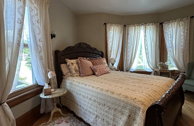 “The Rest Is History” : Mary’s Room