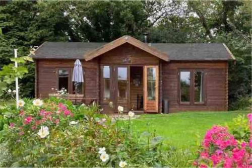 The 'SHED' Log Cabin, Bishop Sutton