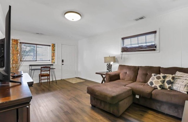 The Southern Orchards Cottage - 2 BR