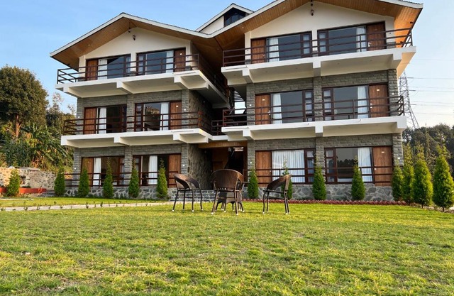 The Stone Age : a boutique hotel