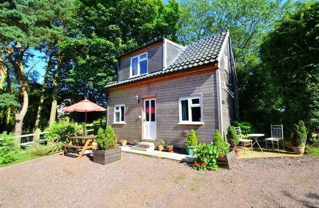 The Studio - One Bedroom House, Sleeps 2