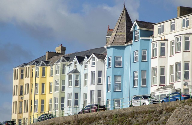 THE TOWERS - CASTELL, family friendly in Criccieth