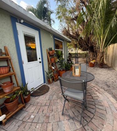 The Treehouse - Delray Beach