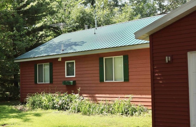 The Wildflower Cabin on Big Wood Lake