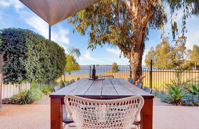 The Willows overlooking Lake Mulwala and parkland