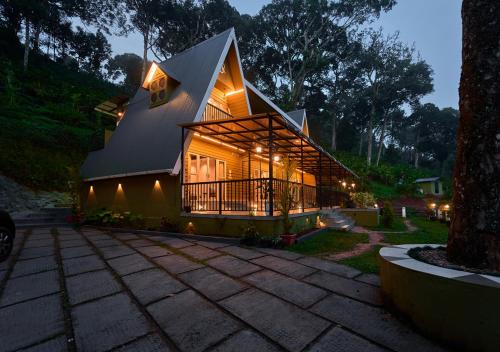The Yela Munnar by VOYE HOMES , Nestled in Cardamom Plantation