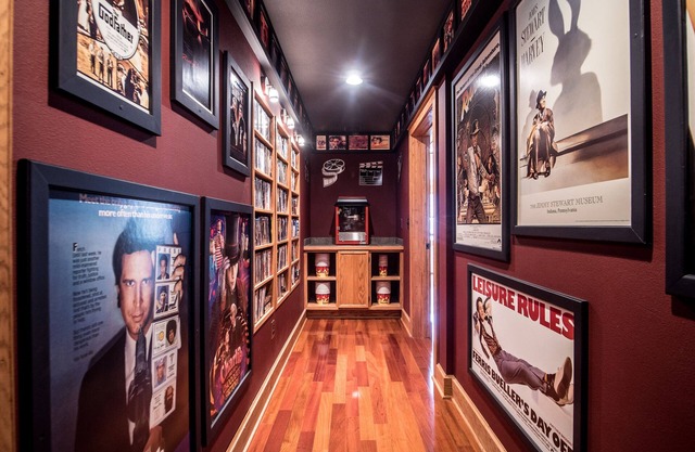 Theater Room, Game Room, Hot Tub, Family/Group Friendly, Private Location