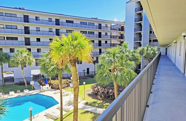 Third Floor Condo Across from Beach Access, Balcony, Pool, Grill Area, Elevator