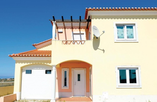 This comfortable, modern vacation villa is ideal for families with children.