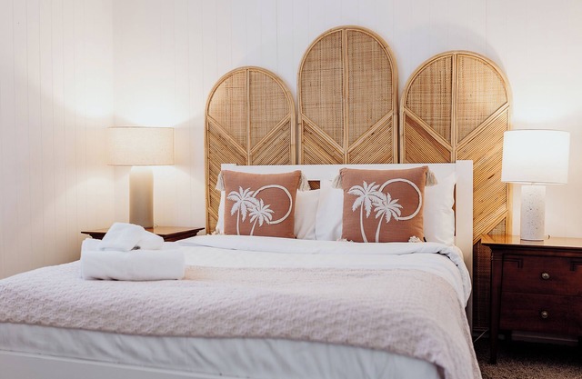 This house is a 3 bedroom(s), 1 bathrooms, located in Hokitika, West Coast.