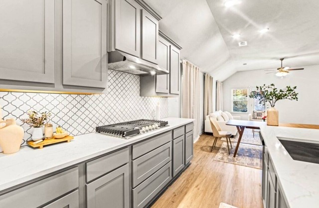 This house is a 4 bedroom(s), 3 bathrooms, located in Anna, TX.