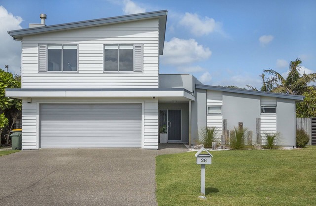 This is Omaha's Private Oasis