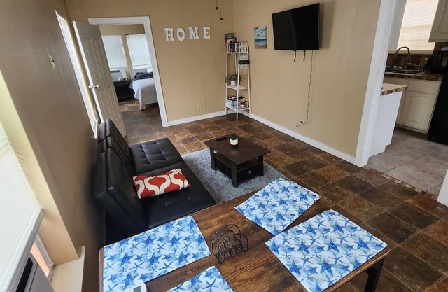 This is the ideal spot for those wanting to explore all the city has to offer