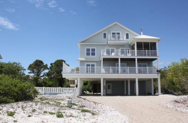 This splendid home boasts 4 delightful master suites and a total top level zone for the kids.