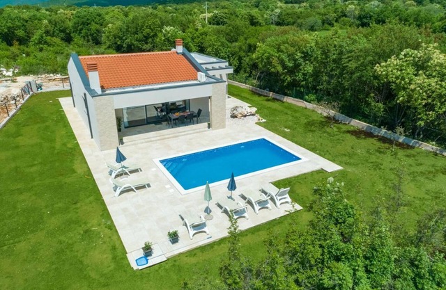 Three Bedroom Villa with Swiming Pool