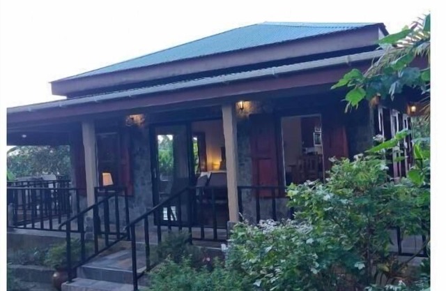 Three Peaks Mountain LodgenROMANCE, RELAXATION & REJUVENATION awaits you!