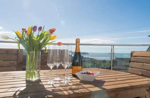 Thurlestone Beach House with Sea Views