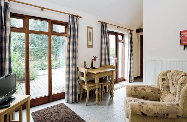 Thyme for a relaxing break for two.