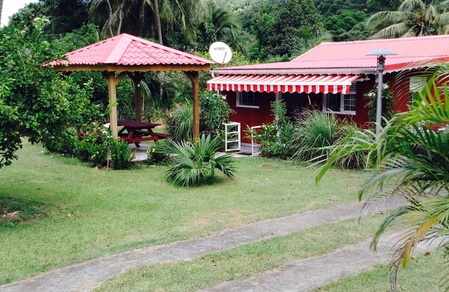 Ti Coco - Estate 'The Valley' rental bungalows/villa