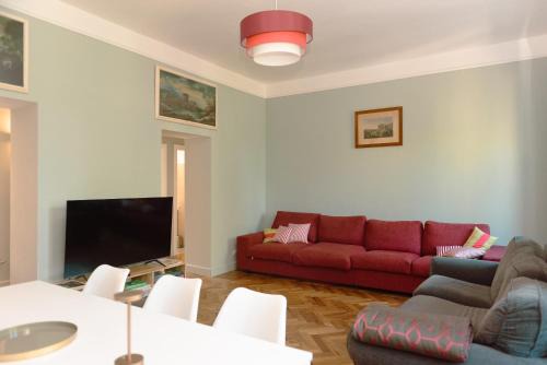 Tiber Luxury Apartment