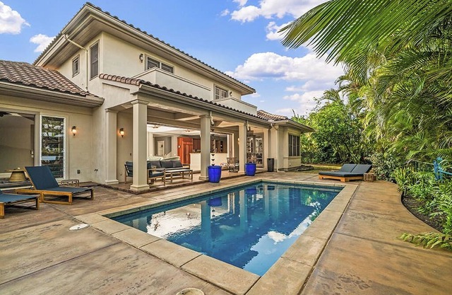 Tiki Villa in Poipu 5 Bd/4Bth, Pool & AC Sleeps16