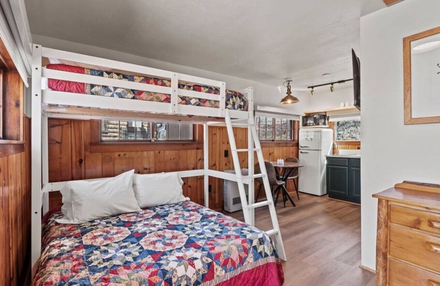 Timber Lodge Cabin #12