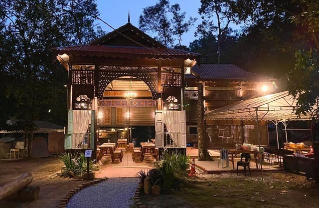 Tingkat Valley