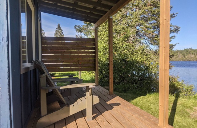 Tiny Cabin #10 ~ Sunrise on Lake Cecebe in Magnetawan, ON