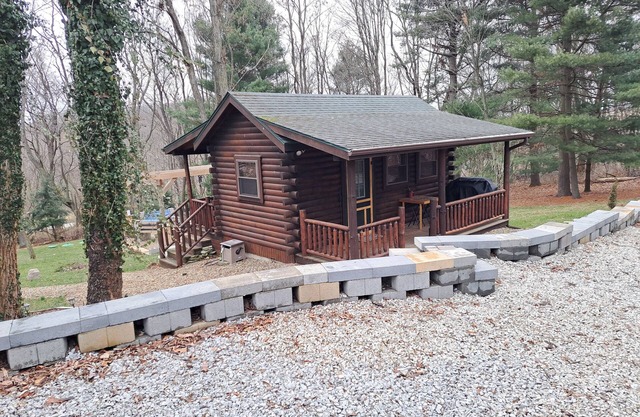 Tiny Cabin on the outskirts of Mohican State Park