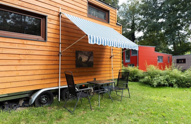 Tiny Home 'Ernesto' with Private Garden, Wi-Fi and Air Conditioning