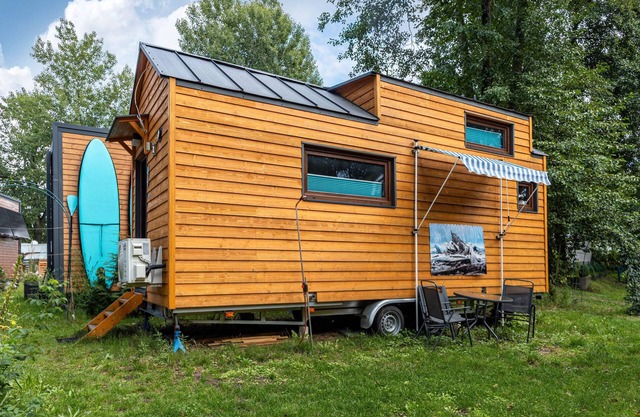 Tiny Home 'Evita' with Private Garden, Wi-Fi and Air Conditioning