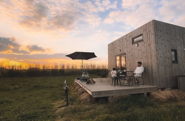 Tiny house in the heart of the countryside, 1 hour from Paris. An unusual experience guaranteed!