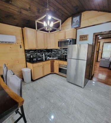 Tiny house