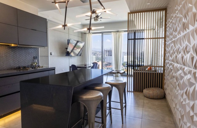 TJ Amazing and stylish 3 BR Condo!