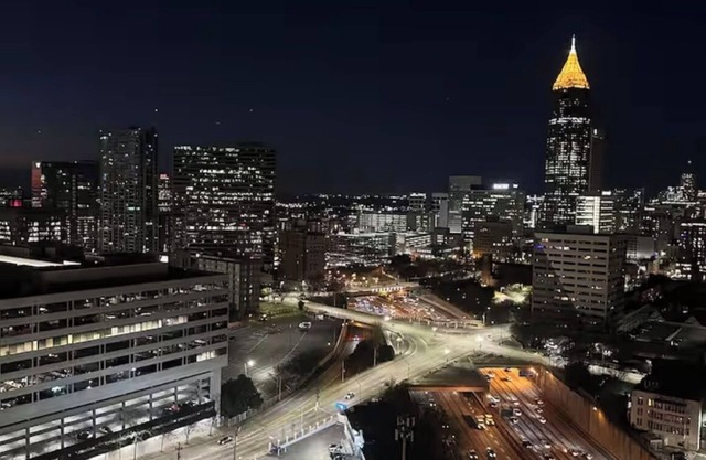 Toast to the City/ATL High-Rise with Bar & Views