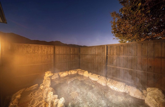Toki Huge Outdoor Hot spring2 story house/Yufu Ōita