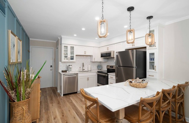 Top Floor; Top Shelf! Views of Sound & Sea! Fully renovated luxe condo!