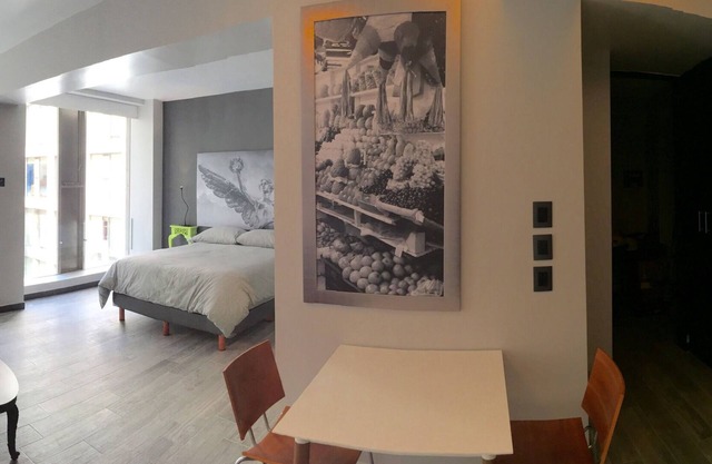 Top Location Downtown Design Loft