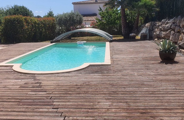 Top of recent villa. Very nice services.
