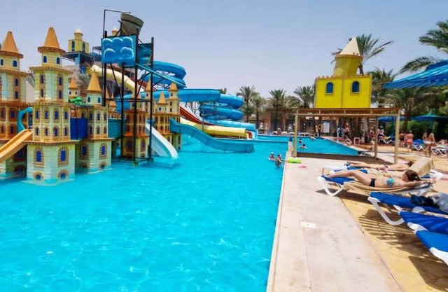 Top vacation apartment at the Mirage Bay Hotel and Aquapark