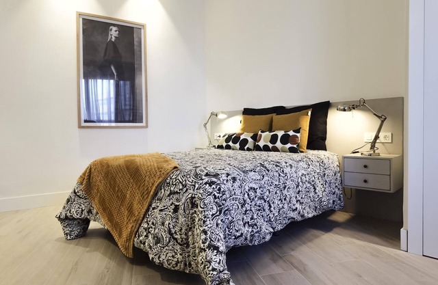 Torres de Serranos City Hall Central Market, 8 Pax, 4 bedrooms