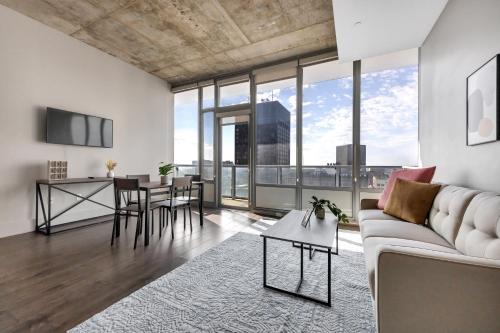 Towers At Opop 2102 Spacios And Cozy 1 Bd 1 B