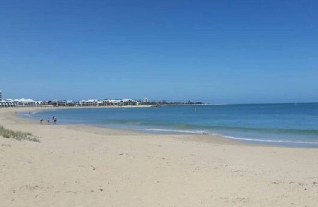 Town Beach Short Stay on Ormsby Terrace Beach across the Road.